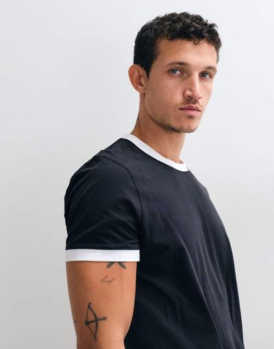 4505 4505 shrunken muscle fit cotton ringer baby tee with quick dry finish in black