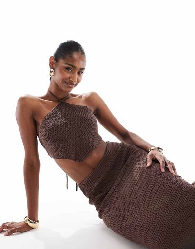 4th & Reckless 4th & Reckless knitted halterneck cropped beach scarf top in chocolate brown - part of a set