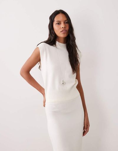 4th & Reckless 4th & Reckless rib knit high neck sleeveless top in cream - part of a set-White