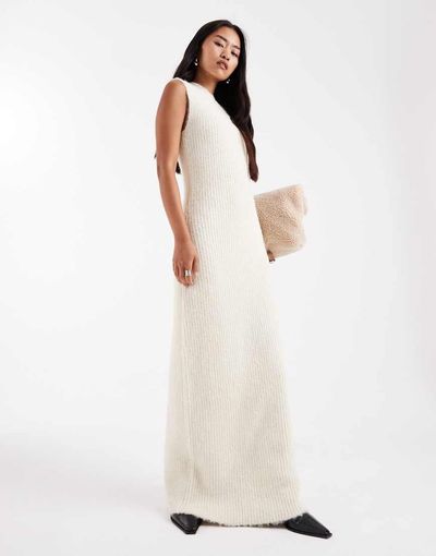 4th & Reckless 4th & Reckless wool feel soft knit high neck sleeveless maxi sweater dress in cream-White