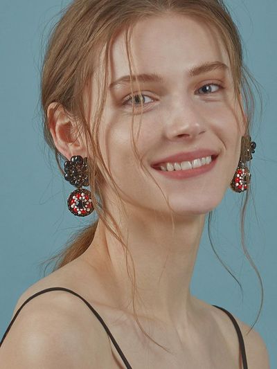 803STUDIO Flower Garden Earring Black