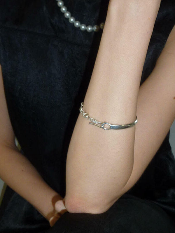 A BIT MOR B As Bangle