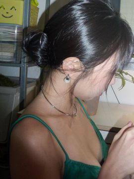 A BIT MOR Crystal Drop Earrings [White]