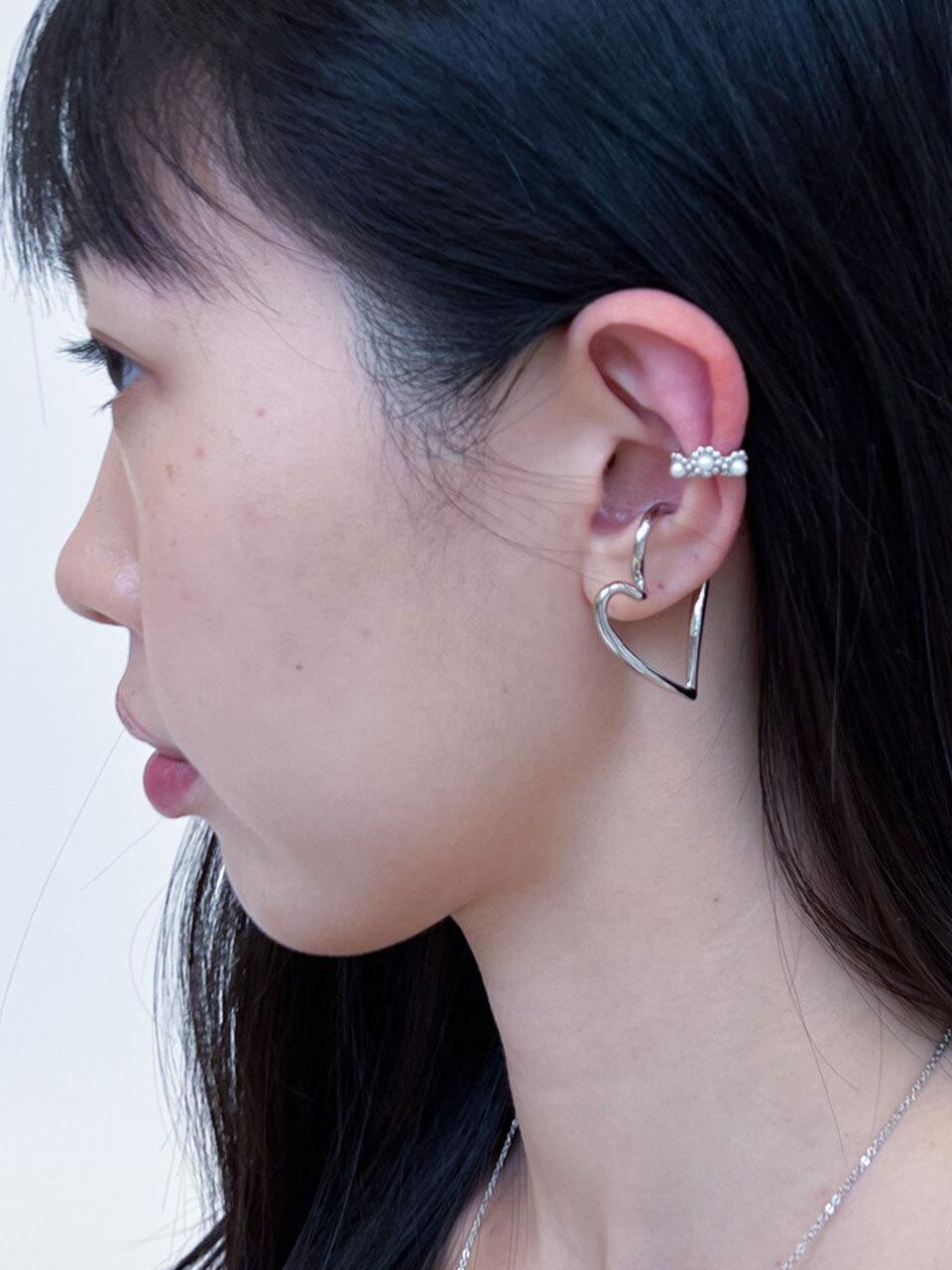 A BIT MOR HEART EARCUFF EARRINGS