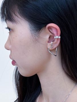 A BIT MOR HEART EARCUFF EARRINGS