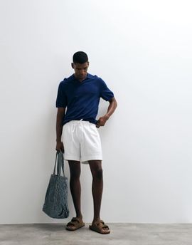 Abercrombie & Fitch Abercrombie & Fitch 6inch pull on textured shorts in white