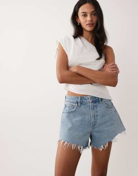 Abercrombie & Fitch Abercrombie & Fitch Curve Love frayed high rise denim shorts in bleach blue