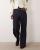 Abercrombie & Fitch Abercrombie & Fitch Curve Love low rise loose jeans in navy wash - 1