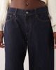 Abercrombie & Fitch Abercrombie & Fitch Curve Love low rise loose jeans in navy wash - 4