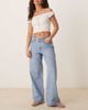 Abercrombie & Fitch Abercrombie & Fitch curve love low rise ultra loose jeans in light wash-Blue - 1