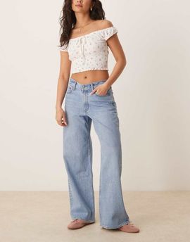 Abercrombie & Fitch Abercrombie & Fitch curve love low rise ultra loose jeans in light wash-Blue
