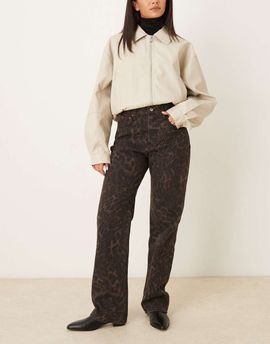 Abercrombie & Fitch Abercrombie & Fitch curve love relaxed 90s fit jeans in chocolate cheetah print-Brown