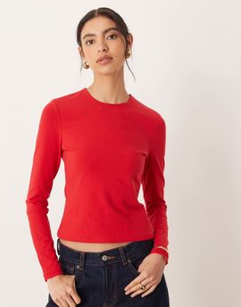 Abercrombie & Fitch Abercrombie & Fitch long sleeve baby tee in red
