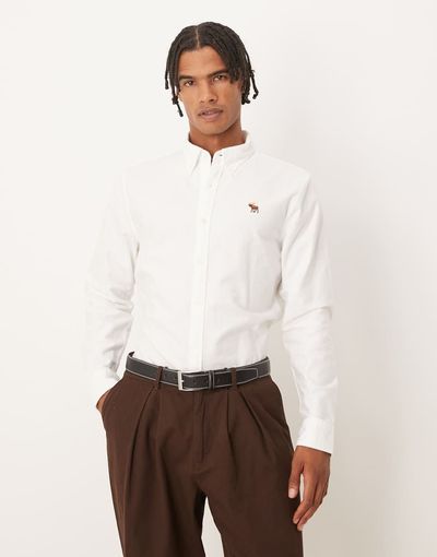 Abercrombie & Fitch Abercrombie & Fitch long sleeve icon logo oxford shirt in white-Black