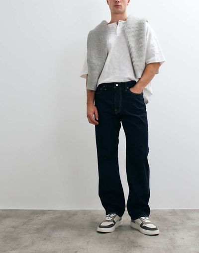 Abercrombie & Fitch Abercrombie & Fitch straight fit jeans in raw blue wash