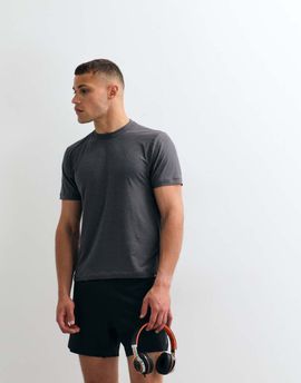 Abercrombie & Fitch Abercrombie & Fitch YPB oversized workout t-shirt in black