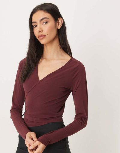 Abercrombie & Fitch Abercrombie & Fitch YPB wrap around long sleeve top in berry-Red