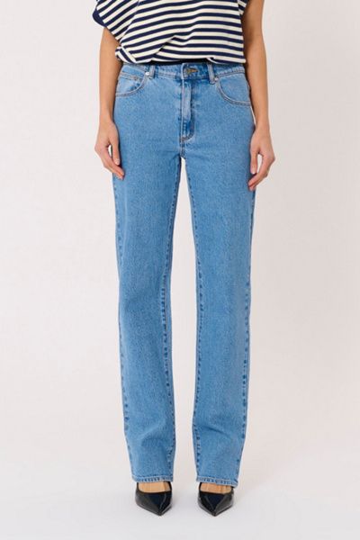 Abrand Jeans Abrand Jeans 95 Straight Jean in Debbie, Women's at Urban Outfitters