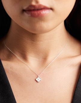 Accessorize Accessorize clover pendant necklace in 925 sterling silver