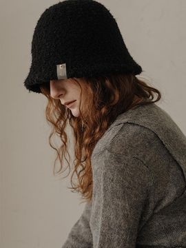 ACCLET Boucle Wool-like Bucket Hat [Black] (H041BK)