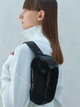 ACOC Pebble Shoulder Bag [Black]