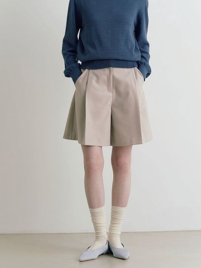 ADAUL Ana Bermuda Half Pants _ Beige