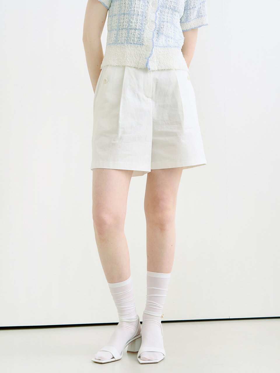 ADAUL Pocket Button Point Half Pants