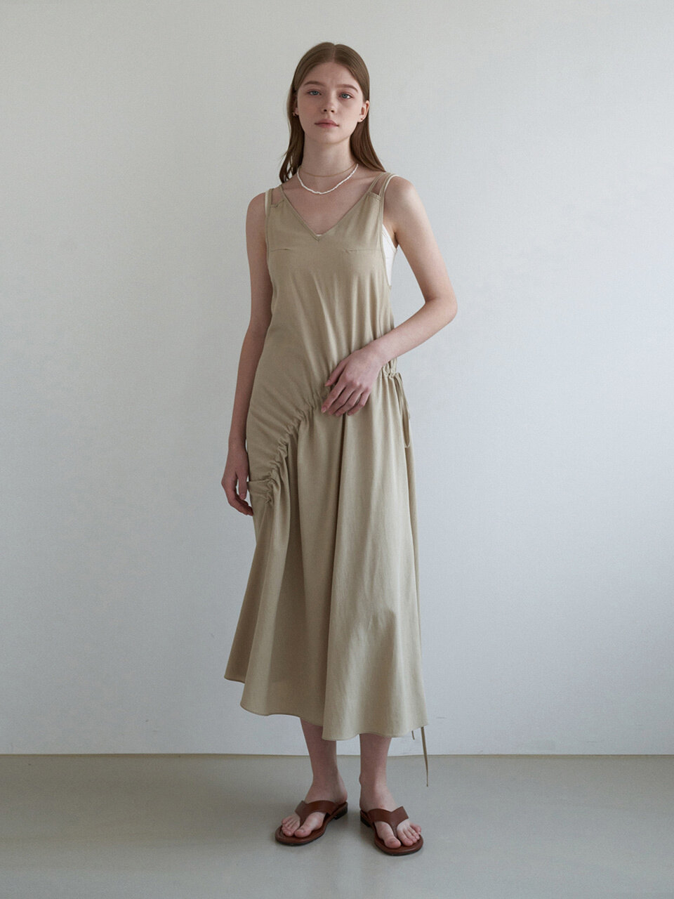ADAUL Shirring V-neck Sleeveless Dress_Beige