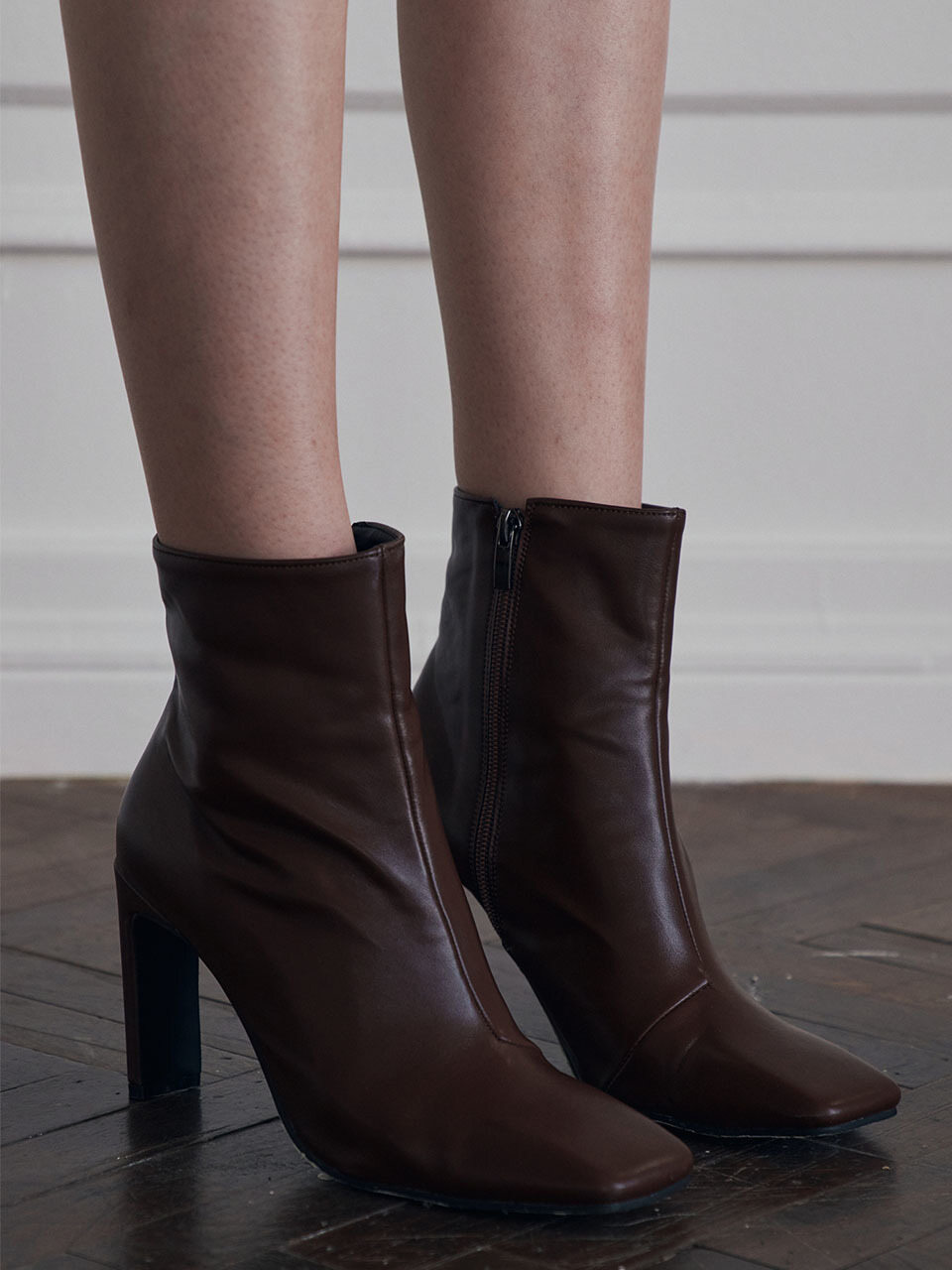 ADAUL Square Line Ankleboots Heel- Brown