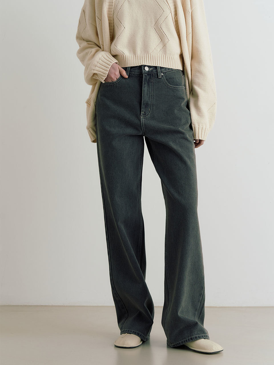 ADAUL Wic Wide Straight Denim Pants _ Black