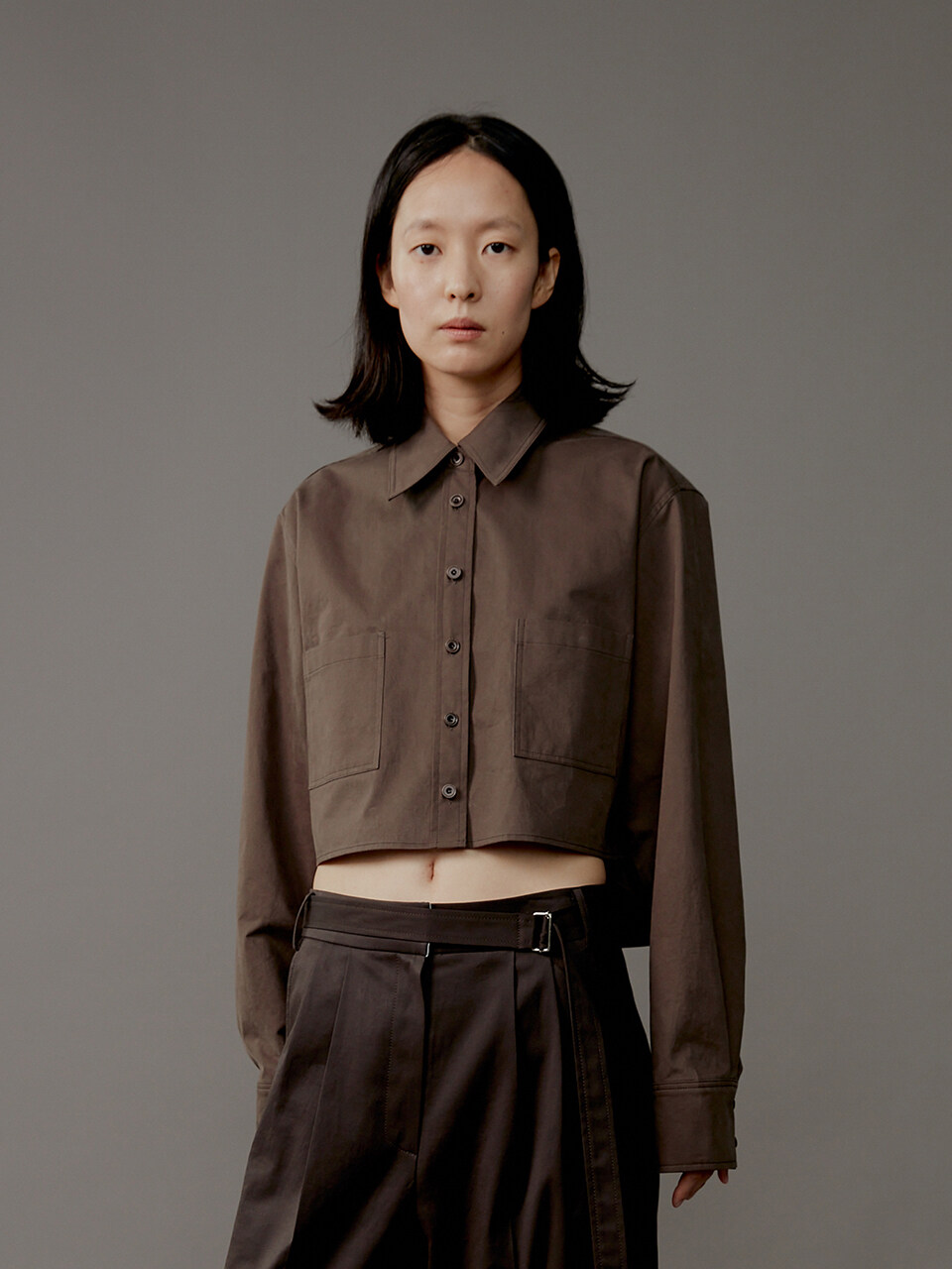 AEER Crop Pocket Button Shirts_Brown