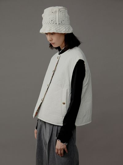 AEER Nostalgic Flower Reversible Padding Vest