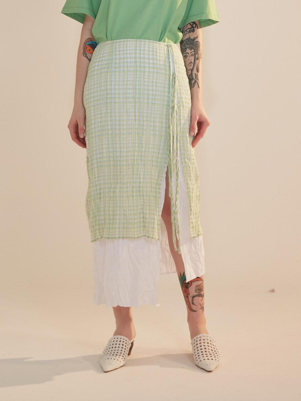 AEER Skirt Check Inner Layerd Wind Green