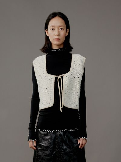 AEER Vintage Hand Made Reversible Crochet Vest_White