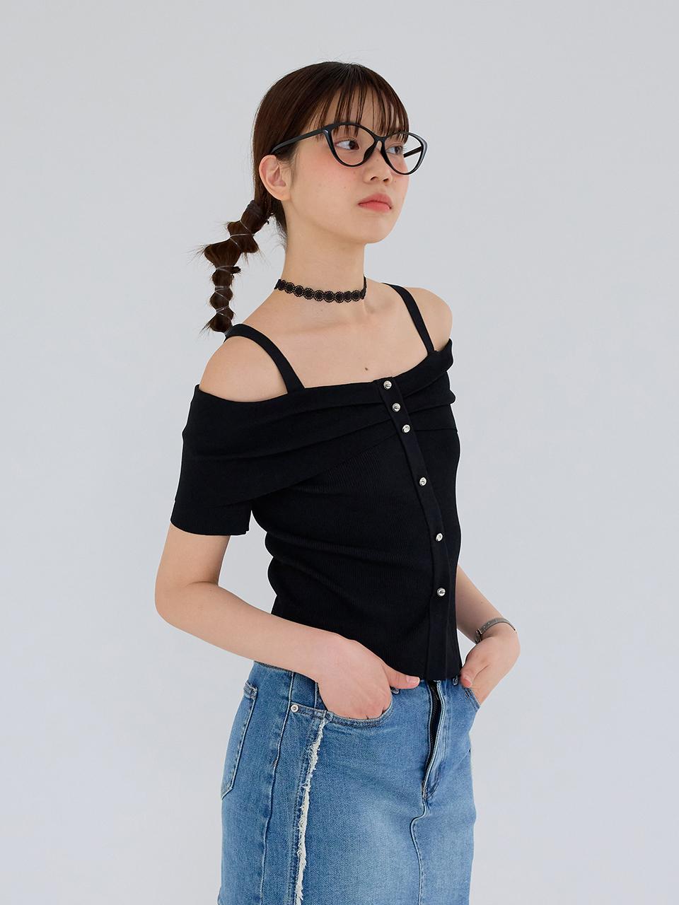 Aei&Rei AR_Off-shoulder strap knit top