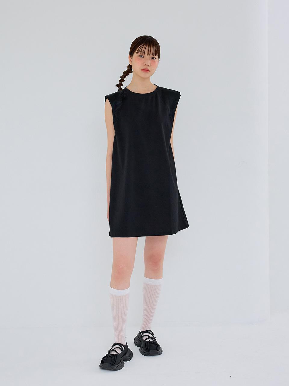 Aei&Rei AR_Shoulder padded dress_BLACK