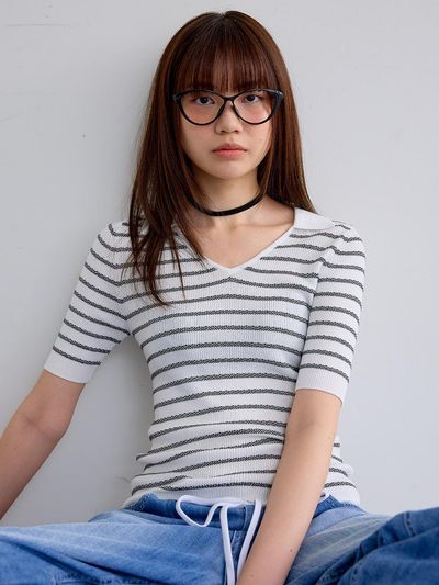 Aei&Rei AR_Striped v-neck collar top