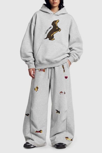 Aelfric Eden Aelfric Eden Dachshund Pullover Hoodie in Grey, Women's at Urban Outfitters