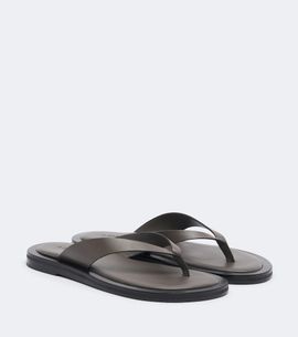 A.Emery A.Emery Marcelle leather thong sandals