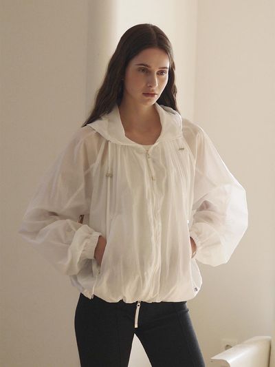 AFTERHOURS Light Shirring Water-Repellent Nylon Jacket [Beige]