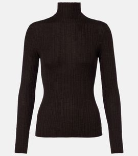 Agnona Agnona Turtleneck cashmere, wool, and silk sweater