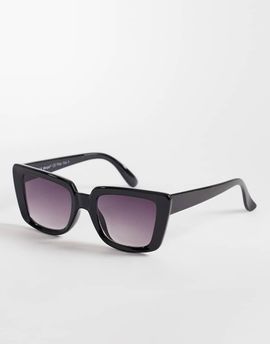 AJ Morgan AJ Morgan winners circle large square sunglasses in black with brown lenses