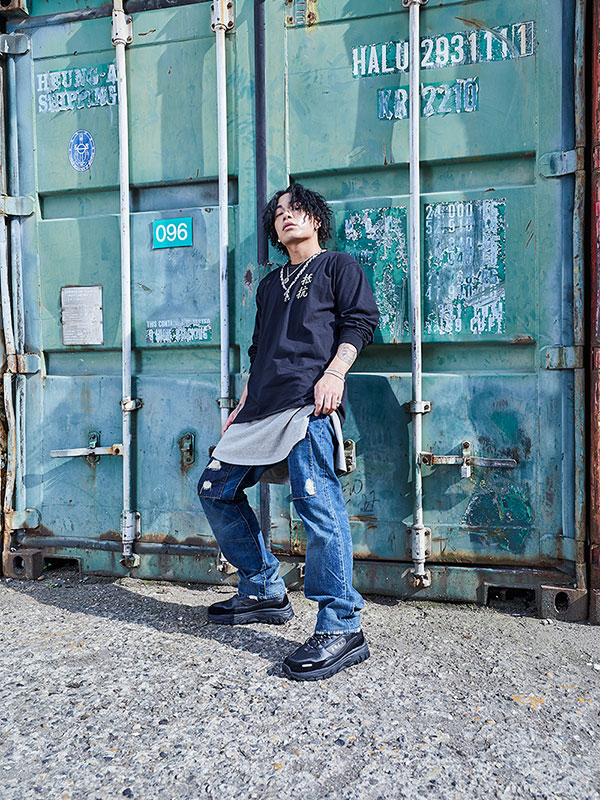 AKIII CLASSIC Tracking Ugly Sneakers_Black