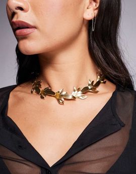 ALDO ALDO leafuria statement flower necklace in gold