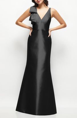 Alfred Sung Alfred Sung Bow Detail Sleeveless Satin Twill Trumpet Gown