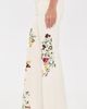 ALICE + OLIVIA ALICE + OLIVIA Emryn Embroidered Jeans Vanilla Multi - 4