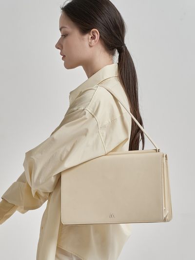 Alice Martha Rnoe Cream Tote/Shoulder Bag