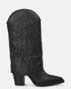 Alma en Pena Alma en Pena Embroidered Gaiter Boot - 2