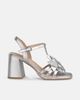 Alma en Pena Alma en Pena Metallic Sandal with Flower Detail - 1