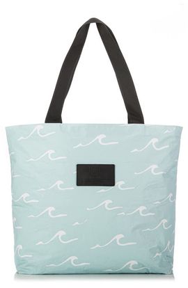 Aloha Collection Aloha Collection Day Tripper Seaside Water Resistant Tyvek® Tote